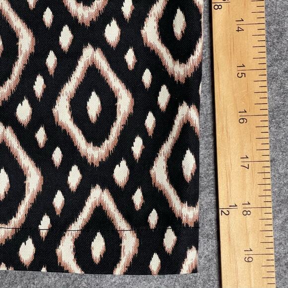 Hannah Women's Pleated Zip Shorts Black White Diamond Print Cotton-Blend Size 16 - Picture 6 of 7